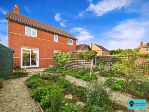 Garden/Rear - click for photo gallery